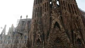Benoît XVI, qui a consacré comme basilique dimanche à Barcelone la Sagrada Familia de l'architecte catalan Antoni Gaudi, a profité de sa brève visite en Espagne pour dénoncer le "laïcisme agressif" des autorités de Madrid, condamnant le droit à l'avorteme
