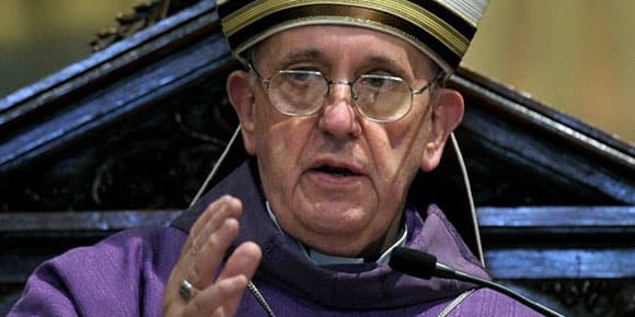 Le pape François avant son élection, le 13 février 2013 à Buenos Aires. Le pape François avant son élection, le 13 février 2013 à Buenos Aires.