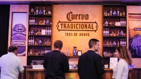 Le stand de l'entreprise de tequila Jose Cuervo au 'Night Market' le 08 mai 2019 à Los Angeles, Californie. Photo d'illustration
