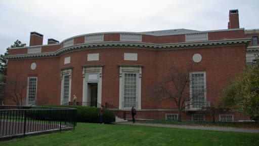 La bibliothèque de Houghton sur le campus de la prestigieuse université de Harvard.