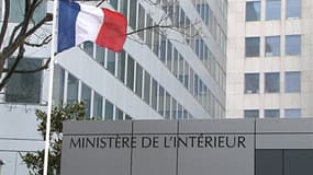 Le siège de la Direction centrale du renseignement intérieur (DCRI), à Levallois-Perret, ici le 31 janvier 2013. Il abrite aujourd'hui celui de la DGSI.
