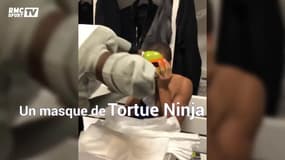 Mbappé reçoit en cadeau... un masque de Tortue Ninja (merci les coéquipiers du PSG)