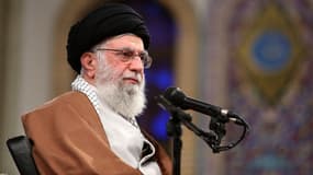 Le guide suprême iranien Ali Khamenei prononce un discours pour le 40e anniversaire de la prise d'otages à l'ambassade des Etats-Unis à Téhéran, le 3 novembre 2019
