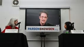 Edward Snowden participe à une visioconférence diffusée le 14 septembre 2016 à New York