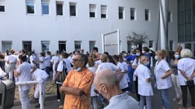 Plusieurs centaines de soignants ont manifesté ce jeudi devant l'hôpital Nord de Marseille et celui de la Timone.
