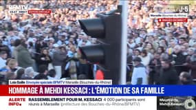"Justice pour Mehdi" scande la foule avant d'observer une minute de silence