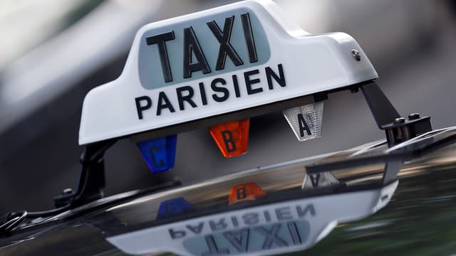 Le Conseil constitutionnel estime que le législateur a porté à la liberté d'entreprendre une atteinte qui n'est justifiée ni par les objectifs qu'il s'est assignés ni par aucun autre motif d'intérêt général.