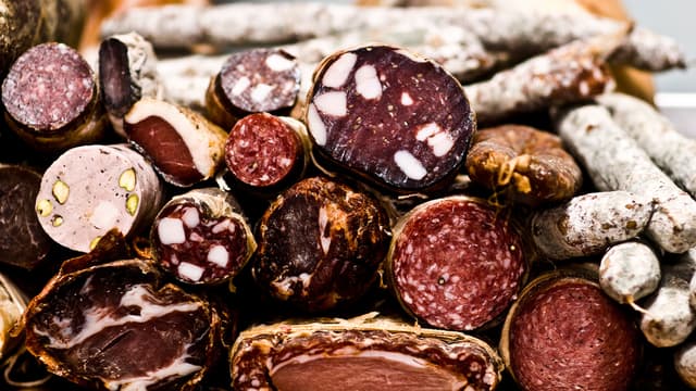 Deux hommes ont été condamnés à un et deux ans de prison après avoir dérobé une tonne de charcuterie - Mardi 1er mars 2016