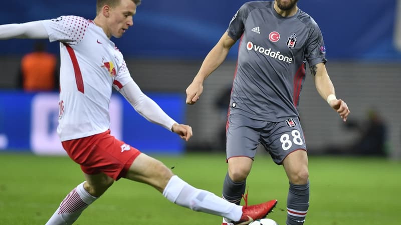 Caner Erkin (à droite)