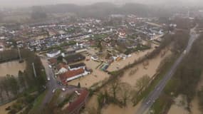 Vue aérienne de la commune inondée de Blendecques, dans le Pas-de-Calais, le 3 janvier 2023