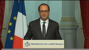 Attentats de Paris: Hollande dénonce "un acte de guerre" commis par Daesh