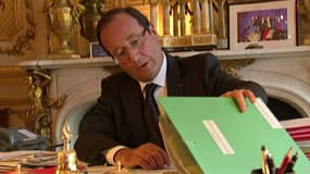 François Hollande, dans son bureau à l'Elysée.