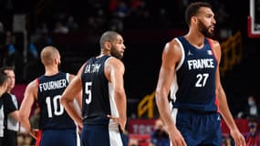 Evan Fournier, Nicolas Batum et Rudy Gobert lors des JO 2020 à Tokyo. 
