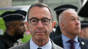 Le ministre de l'Intérieur Bruno Retailleau le 19 juin 2025 à la Gare du Nord à Paris 