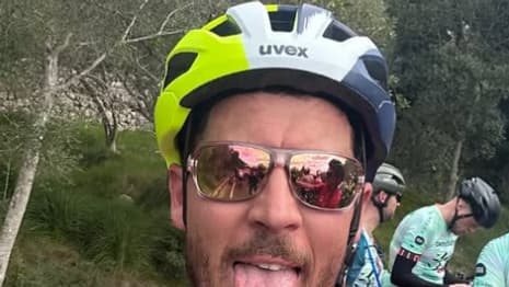 Eden Hazard à l'arrivée d'une course cycliste à Majorque, le 26 avril 2025.