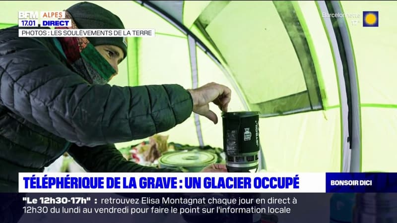 Hautes-Alpes: les Soulèvements de la Terre occupent le glacier de la Girose