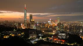 Une vue de Taipei (Taïwan) au coucher du soleil, le 5 novembre 2018 (photo d'illustration).