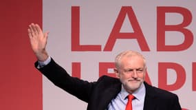 Jeremy Corbyn a été réélu à la tête du parti travailliste avec 61.8% des voix des militants. 