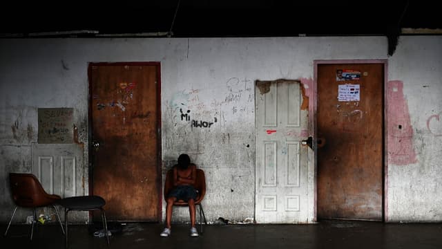 A Caracas, les conditions de vie des squatteurs sont déplorables