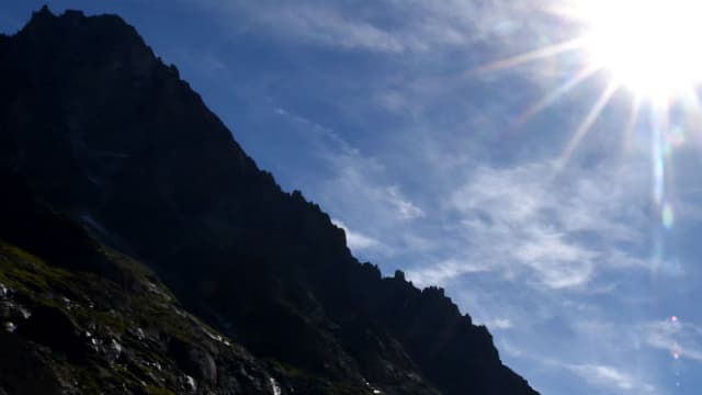 Le glacier de la Mer de Glace, à Chamonix-Mont Blanc, dans les Alpes françaises, le  2 septembre 2016.