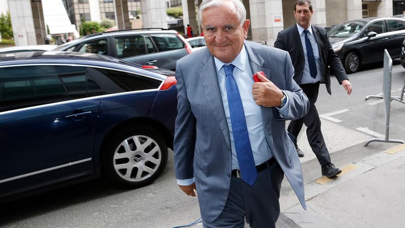 Le sénateur de Les Républicains et ancien Premier ministre Jean-Pierre Raffarin