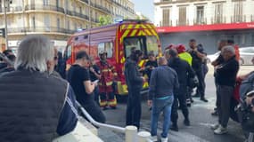 Les pompiers dépêchés boulevard Baille à Marseille après qu’un chauffeur de VTC a percuté deux manifestants avant de prendre la fuite ce mardi 20 mai

