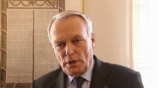 Jean-Marc Ayrault, mardi soir, s'est dit "consterné".