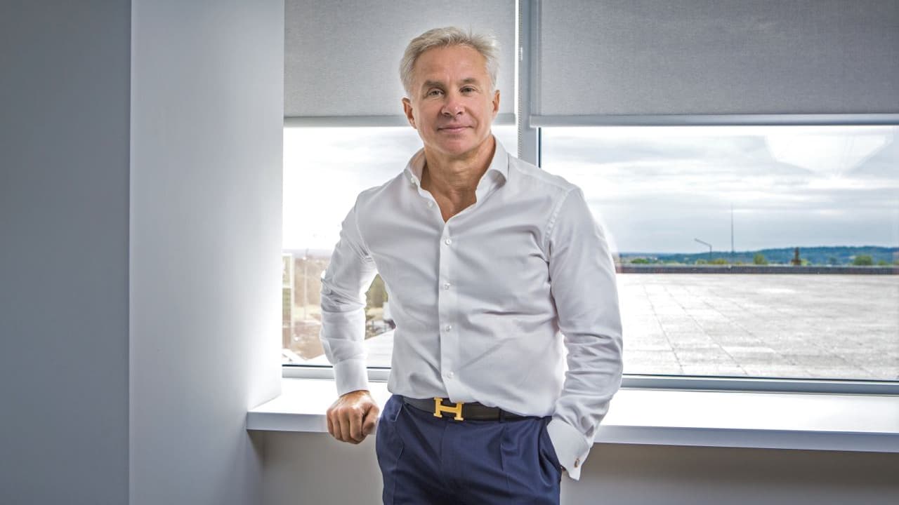 Qui est Yuriy Kosyuk, le “roi du poulet ukrainien” qu’Emmanuel Macron