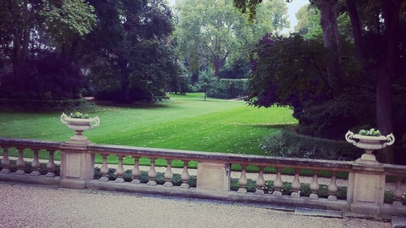 Le jardin de l'hôtel de Matignon.