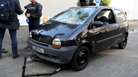 Voiture accidentée (illustration)