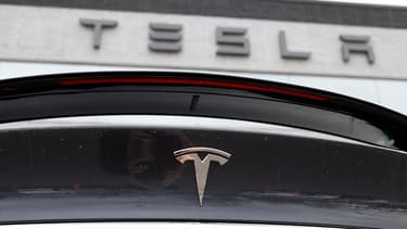 Tesla accuse un ancien salarié de vol