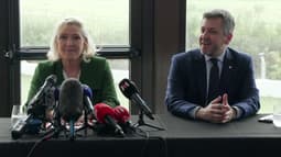 Marine Le Pen et Franck Allisio, candidat du RN aux municipales à Marseille, le 17 janvier 2026.