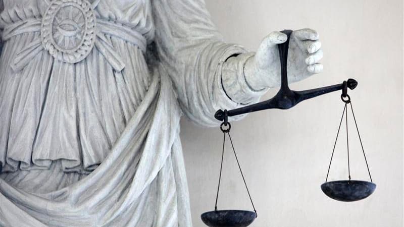 Un homme a été condamné vendredi par le tribunal correctionnel d'Orléans (Loiret) à deux ans d'emprisonnement, dont six mois fermes, pour des agressions à caractère islamophobe. Le 14 juin, sur une route du département, l'homme s'en était pris verbalement