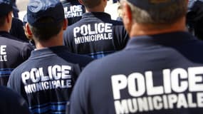 Plusieurs villes ont décidé d'armer leurs policiers municipaux après les attentats de Nice et Saint-Etienne-du-Rouvray.