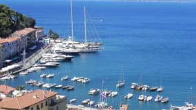 Vue de Porto-Vecchio, en Corse