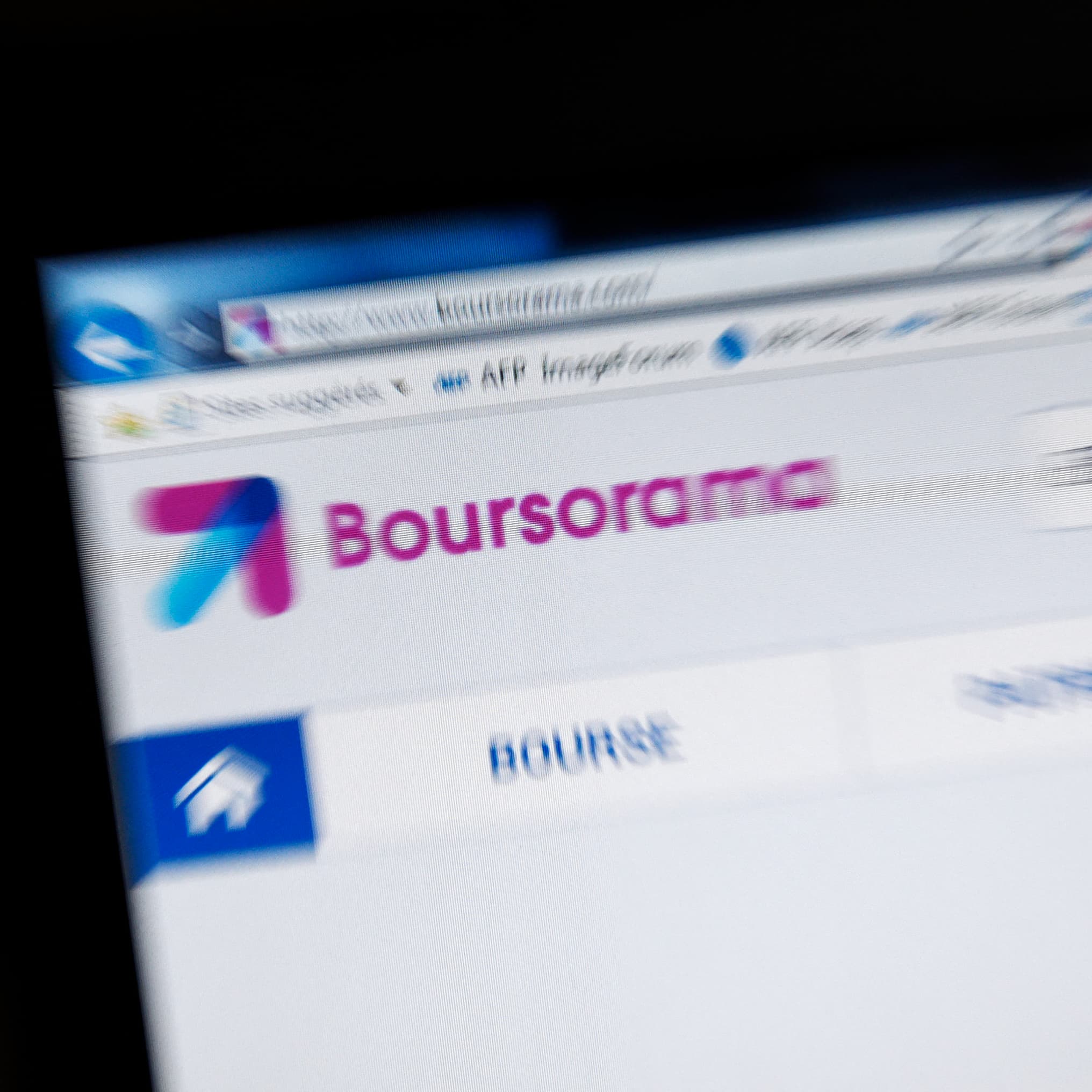 Adieu Boursorama, bonjour BoursoBank: la Société Générale change le nom de  sa banque en ligne