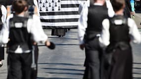 "Le Journal de la Bretagne", est lancé cette semaine à 20.000 exemplaires, avec comme objectif de donner une "information régionale généraliste et honnête"