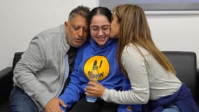 Liri Albag avec sa famille à Reim, au sud d'Israël, ce samedi 25 janvier.