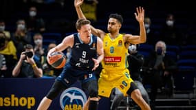 Le Zenith Saint-Pétersbourg contre l'Alba Berlin en Euroligue en février 2022
