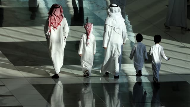 Ces mesures permettront aux investisseurs étrangers de détenir 100% du capital de sociétés et d'obtenir des permis de résidence de 10 ans pour eux et leurs familles