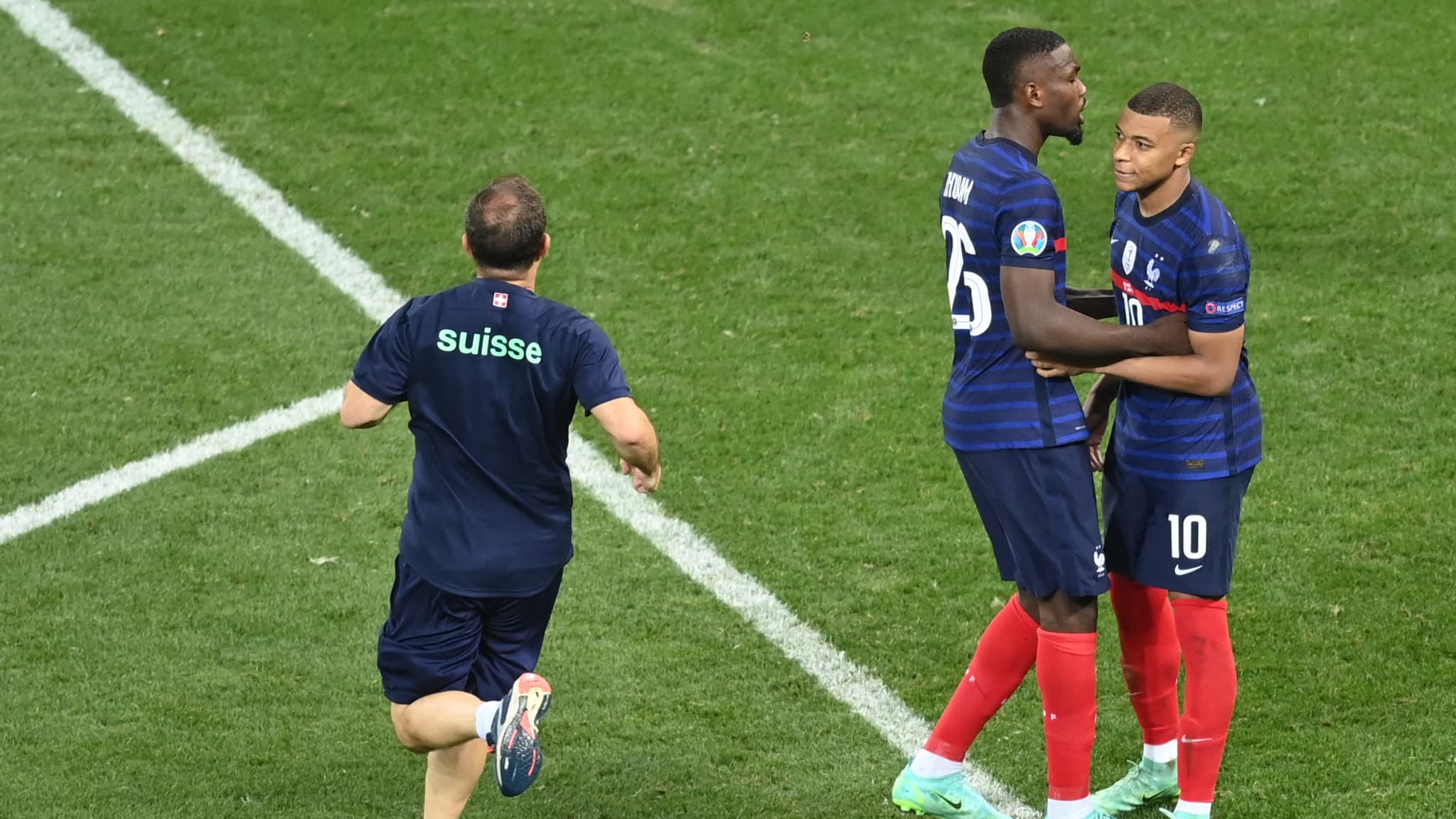 Marcus Thuram et Kylian Mbappé après France-Suisse Marcus Thuram et Kylian Mbappé après France-Suisse