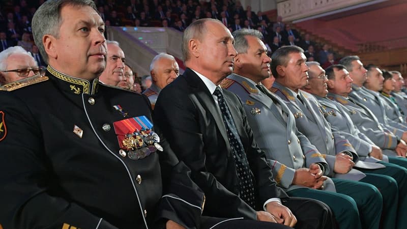 Sergeï Choïgou, ministre russe de la défense, avec Vladimir Poutine
