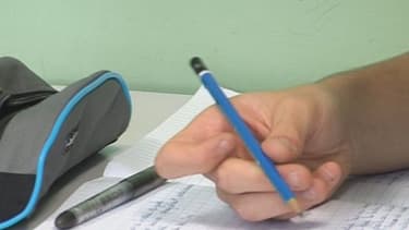 Le score moyen des élèves a connu une "baisse sensible" de 11 points entre 2006 et 2012, selon l'étude inédite de la direction de l'évaluation
