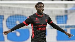 L'attaquant clermontois Mohamed Bayo vient d'ouvrir le score contre Marseille au stade Vélodrome, le 20 férvier 2022 