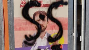 La mention "SS" a été taguée sur l'affiche de Noé Gauchard, candidat à la 6e circonscription du Calvados.