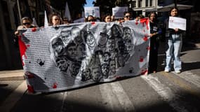 Une banderole déployée lors d'une marche en hommage aux victimes collatérales du trafic de drogue à Marseille (Bouches-du-Rhône), samedi 14 septembre 2024.