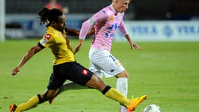 Roy Contout face à Daniel Wass