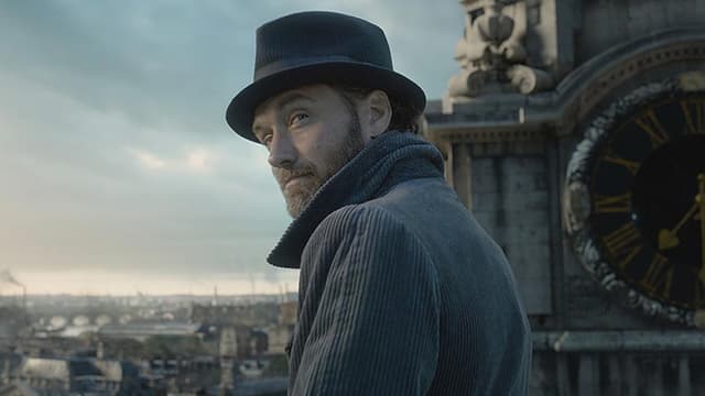 Jude Law dans le rôle de Dumbledore, dans "Les animaux fantastiques 2".