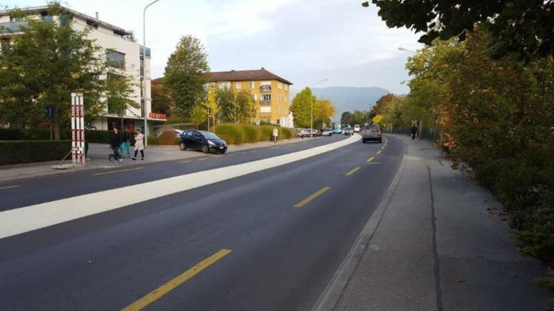 La ville de la Côte, en Suisse, teste un système original permettant de s'arrêter ou de circuler dans les deux sens de circulation. 