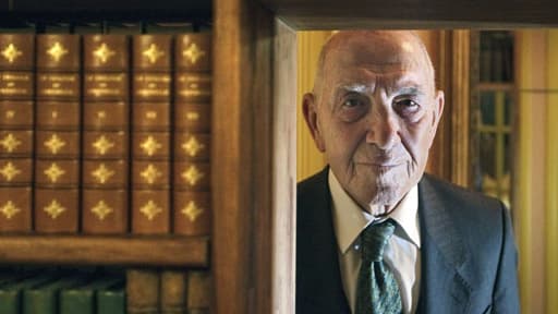 Stéphane Hessel, militant humaniste, est mort à l'âge de 95 ans.